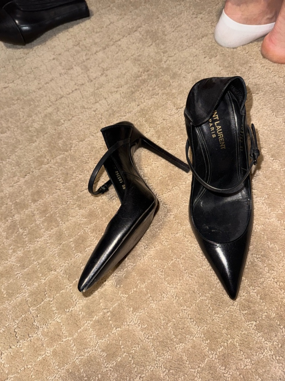 Saint Laurent Black Pointed Mary Jane Heels - Picture 2 of 7